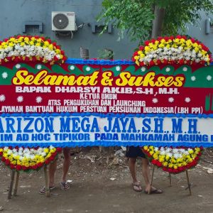 Bunga Papan Selamat Sukses 006
